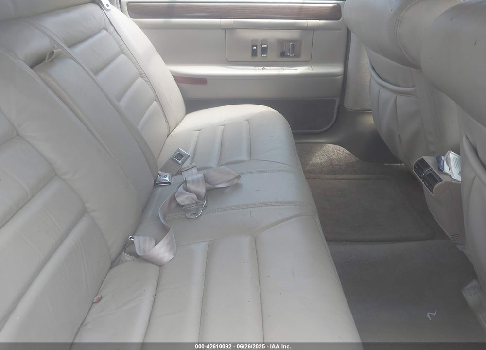 1995 CADILLAC DEVILLE VIN: 1G6KD52B5SU272924