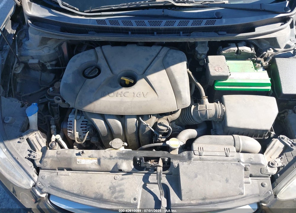 2012 HYUNDAI ELANTRA VIN: 5NPDH4AE8CH117702