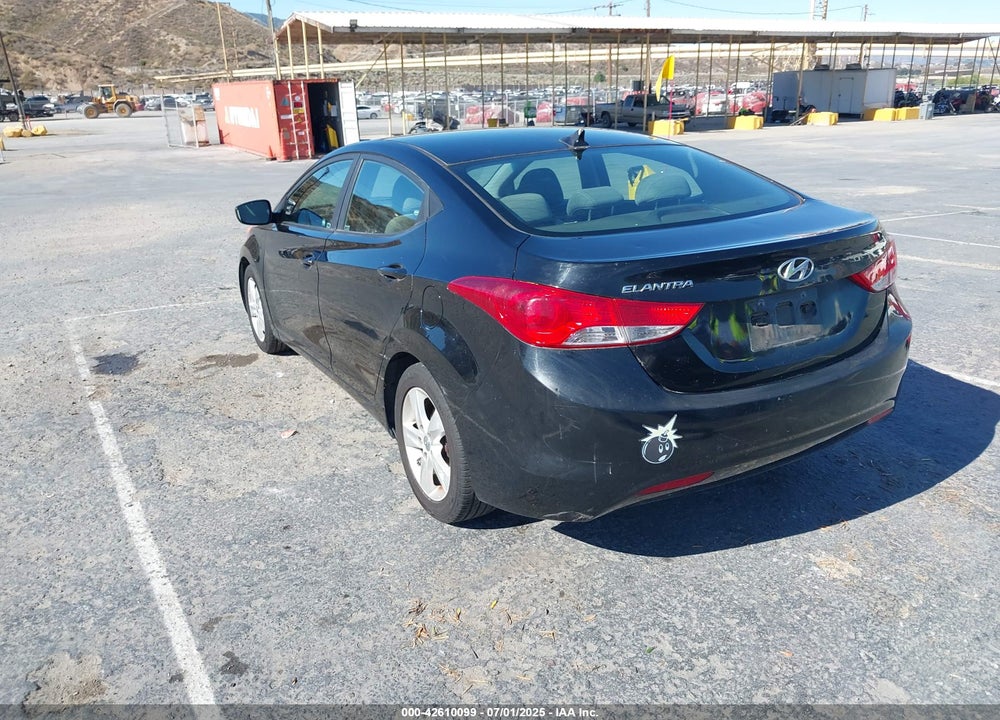 2012 HYUNDAI ELANTRA VIN: 5NPDH4AE8CH117702