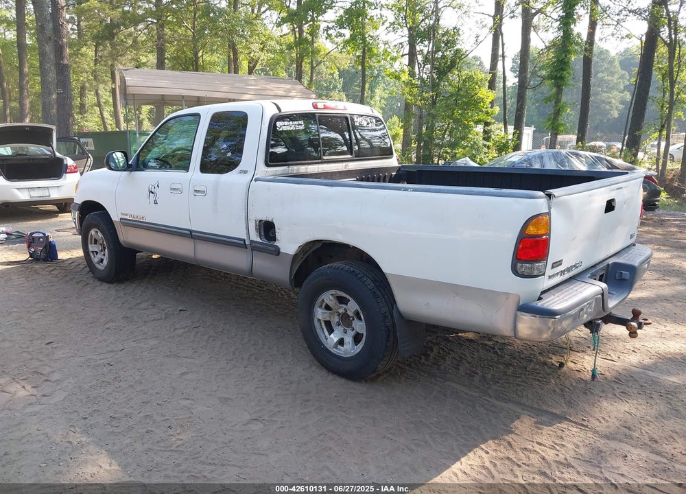 2000 TOYOTA TUNDRA SR5 V8 VIN: 5TBRT3418YS086632