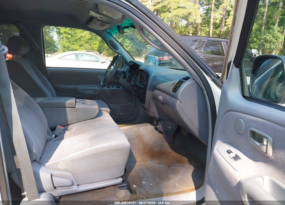2000 TOYOTA TUNDRA SR5 V8 VIN: 5TBRT3418YS086632