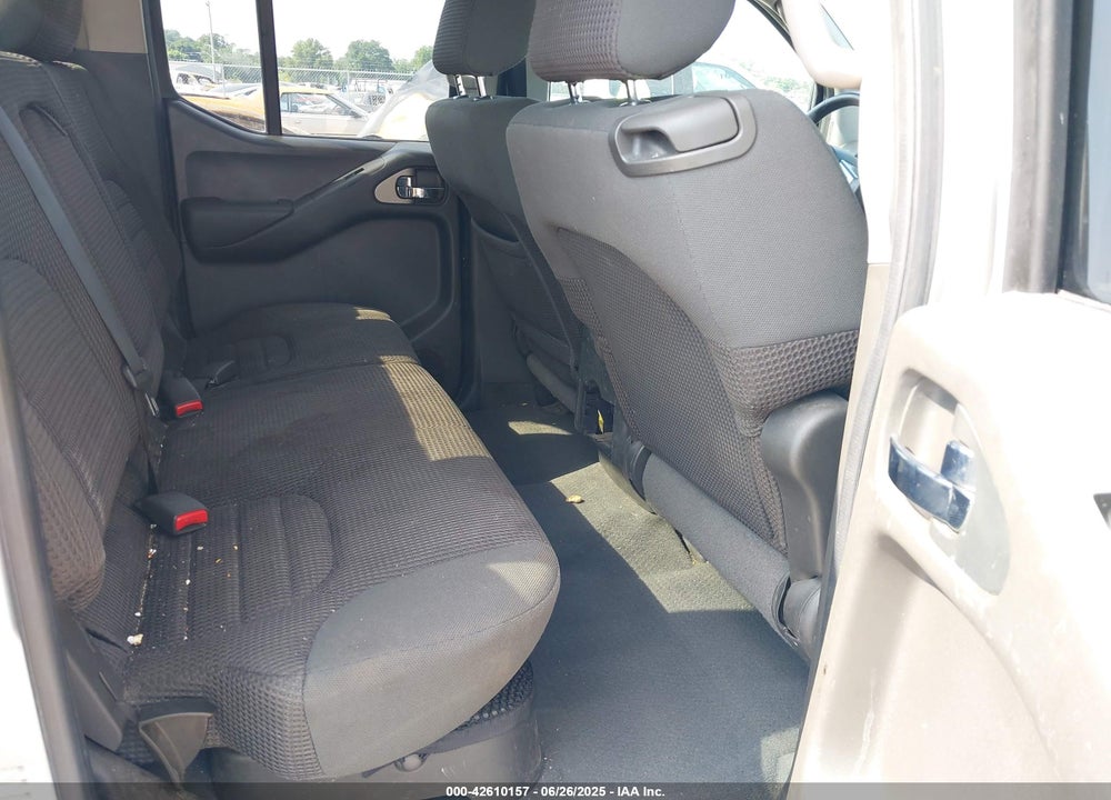 2007 NISSAN FRONTIER VIN: 1N6AD07W67C464483