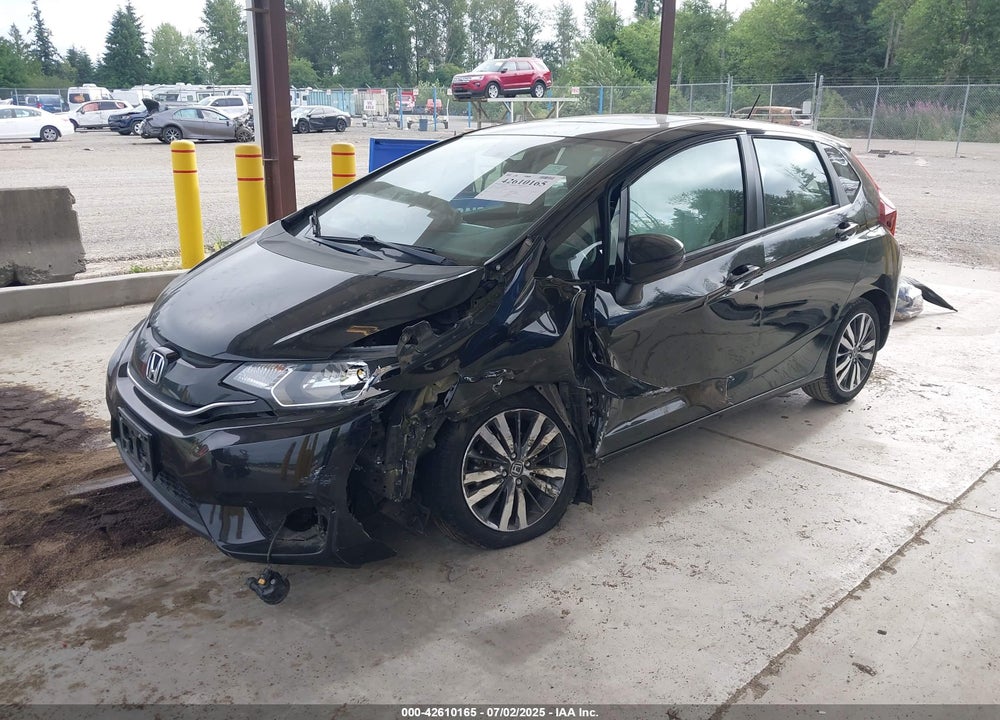 2015 HONDA FIT VIN: 3HGGK5H81FM701122