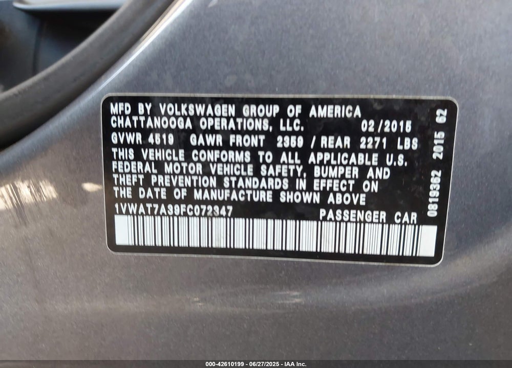 2015 VOLKSWAGEN PASSAT VIN: 1VWAT7A39FC072347
