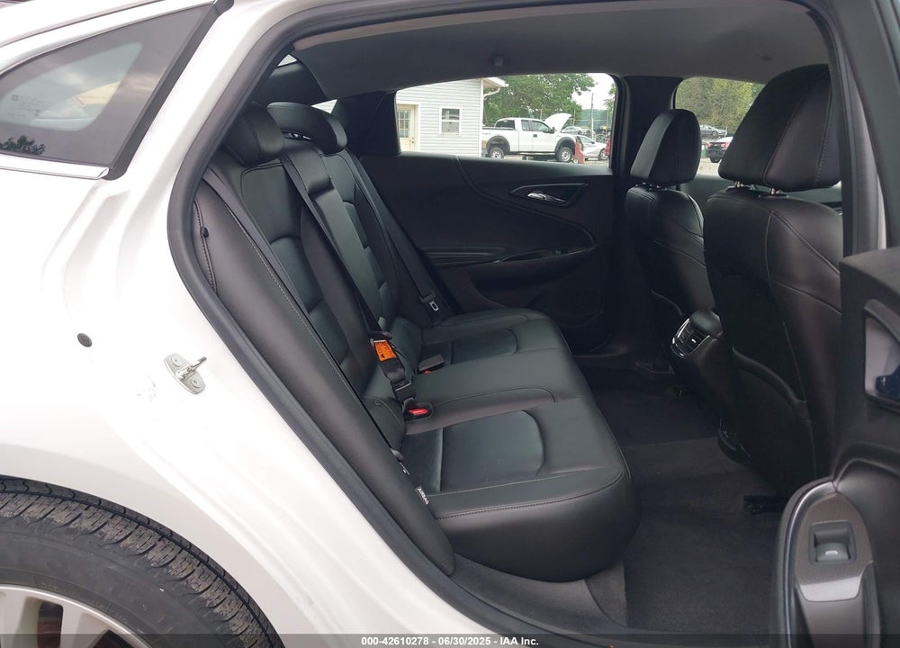 2016 CHEVROLET MALIBU VIN: 1G1ZE5ST9GF214675
