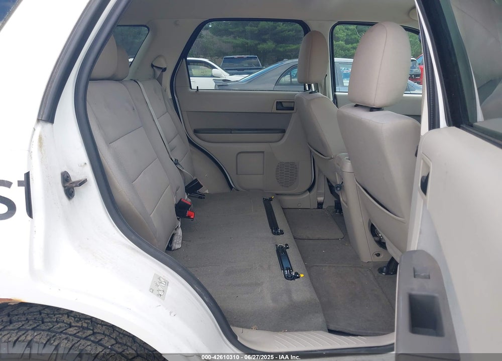 2011 FORD ESCAPE HYBRID VIN: 1FMCU5K39BKC06037