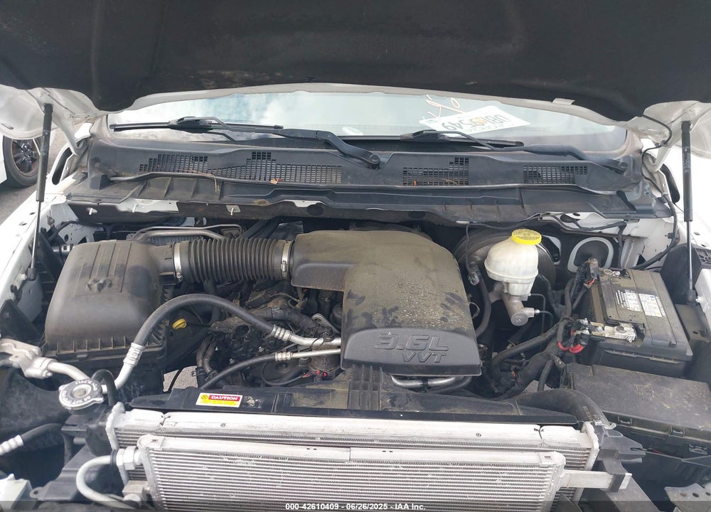 2019 RAM 1500 CLASSIC VIN: 1C6RR6FG7KS581306