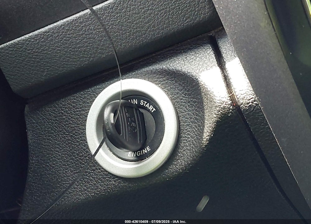 2019 RAM 1500 CLASSIC VIN: 1C6RR6FG7KS581306