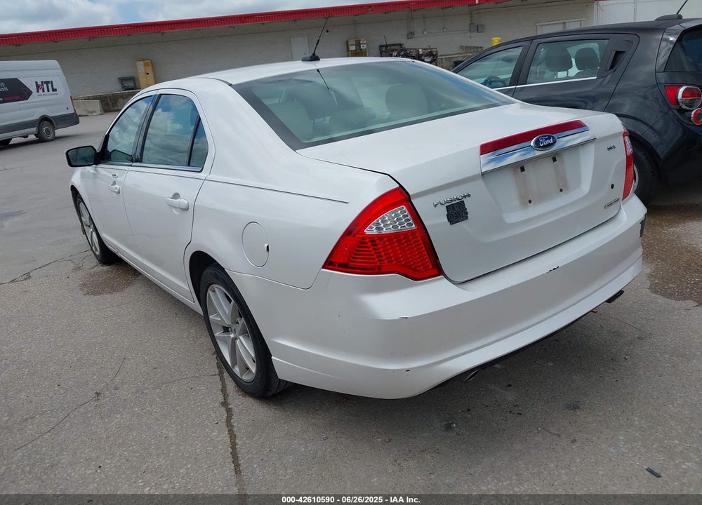 2011 FORD FUSION VIN: 3FAHP0JG2BR225975