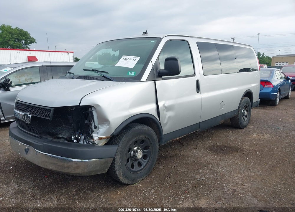 2011 CHEVROLET EXPRESS 1500 VIN: 1GNSHCF41B1109844