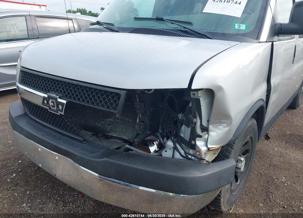 2011 CHEVROLET EXPRESS 1500 VIN: 1GNSHCF41B1109844