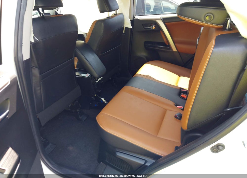 2017 TOYOTA RAV4 HYBRID VIN: JTMDJREV9HD118947