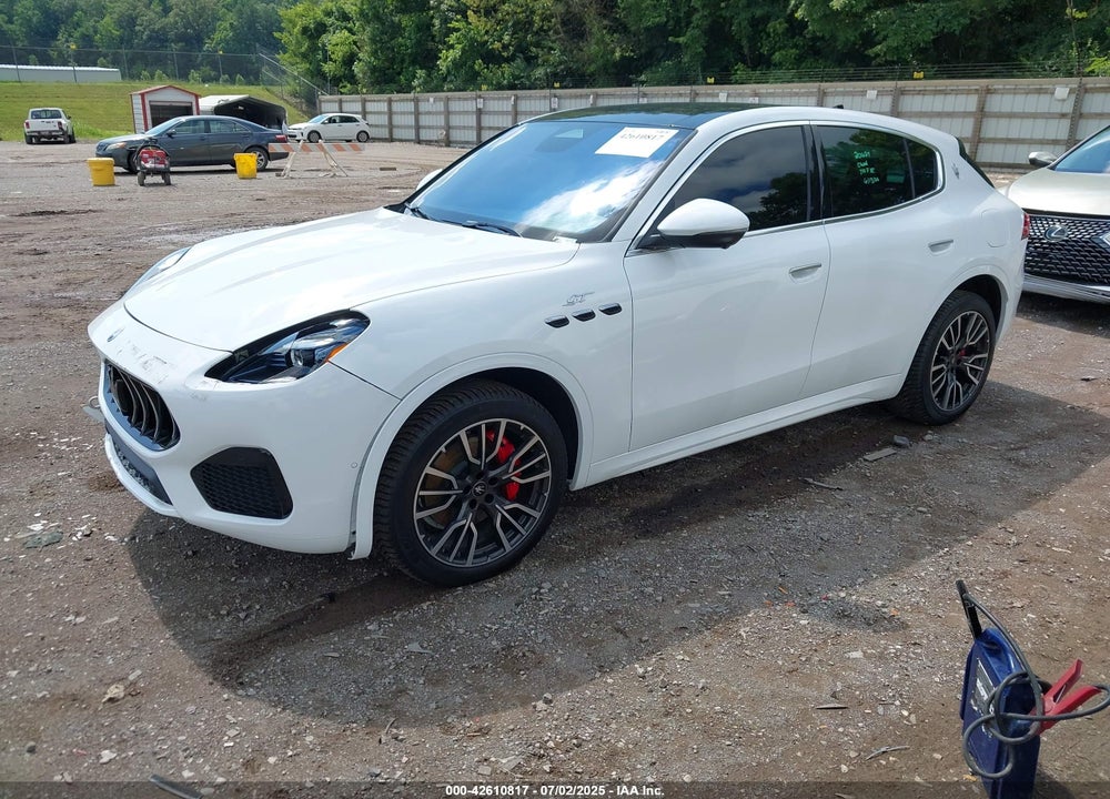 2023 MASERATI GRECALE VIN: ZN682AVA9P7438858