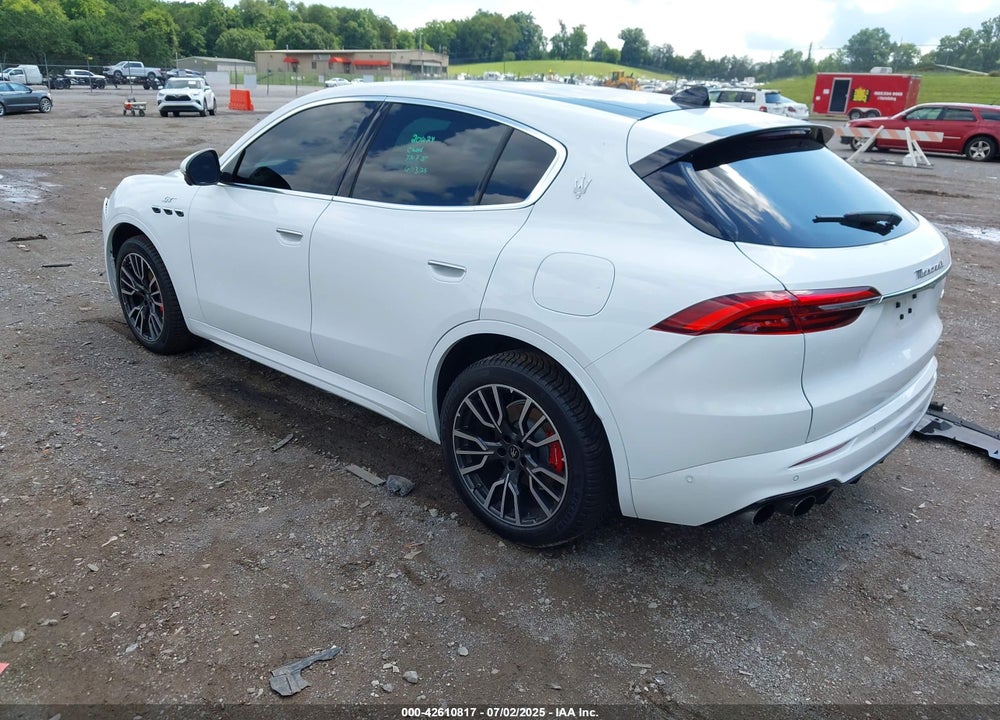 2023 MASERATI GRECALE VIN: ZN682AVA9P7438858