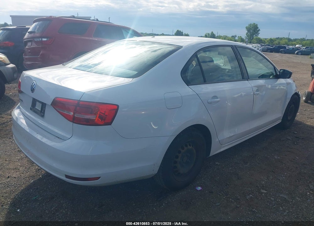2015 VOLKSWAGEN JETTA VIN: 3VW2K7AJ4FM327068