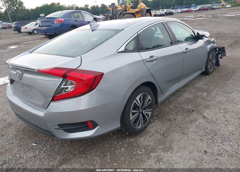 2017 HONDA CIVIC VIN: 2HGFC1F70HH651973