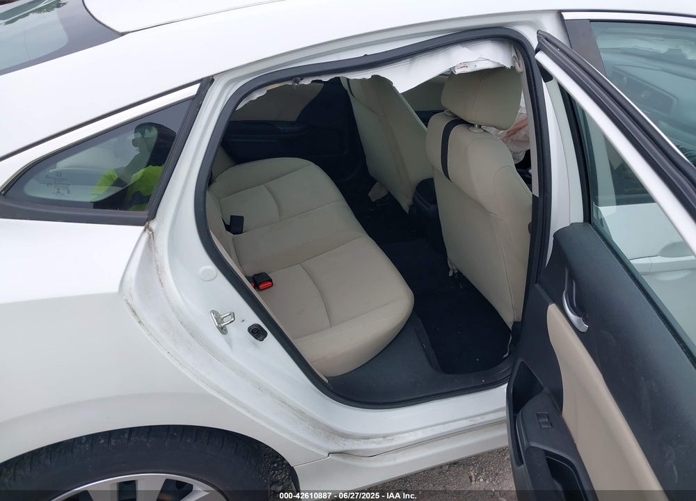 2019 HONDA CIVIC VIN: 2HGFC2F69KH588540