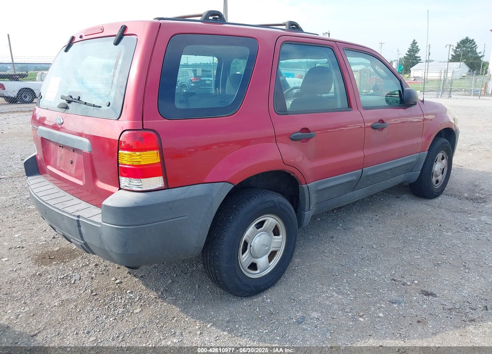 2005 FORD ESCAPE XLS VIN: 1FMYU92ZX5KB50325