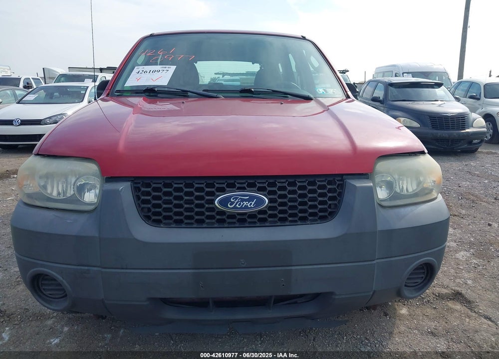 2005 FORD ESCAPE XLS VIN: 1FMYU92ZX5KB50325