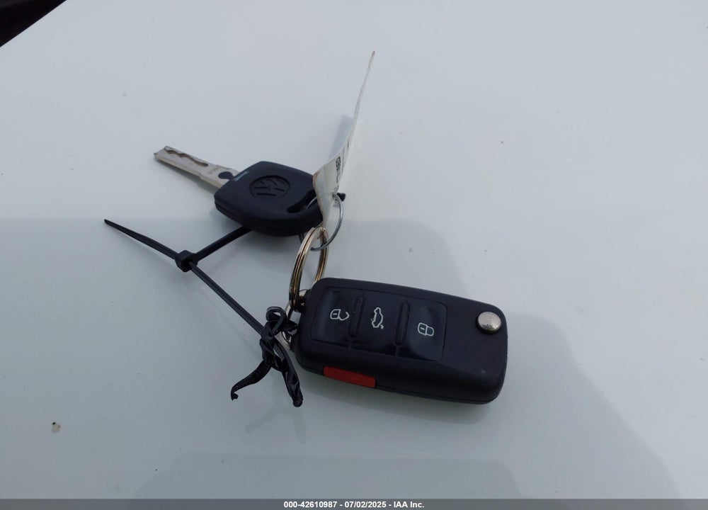2012 VOLKSWAGEN JETTA VIN: 3VWPL7AJ4CM686287