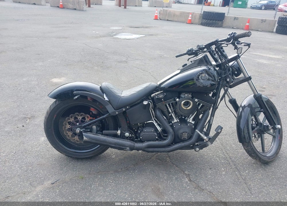 2004 HARLEY-DAVIDSON FXSTB VIN: 1HD1BTY184Y011704
