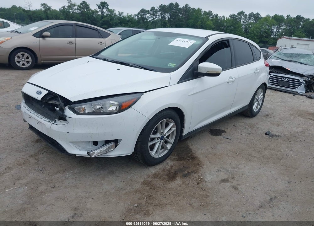 2016 FORD FOCUS VIN: 1FADP3K26GL289817