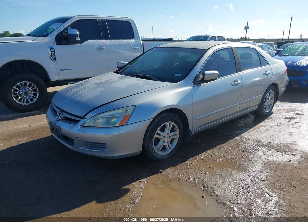 2007 HONDA ACCORD 2.4 SE VIN: JHMCM56377C003484