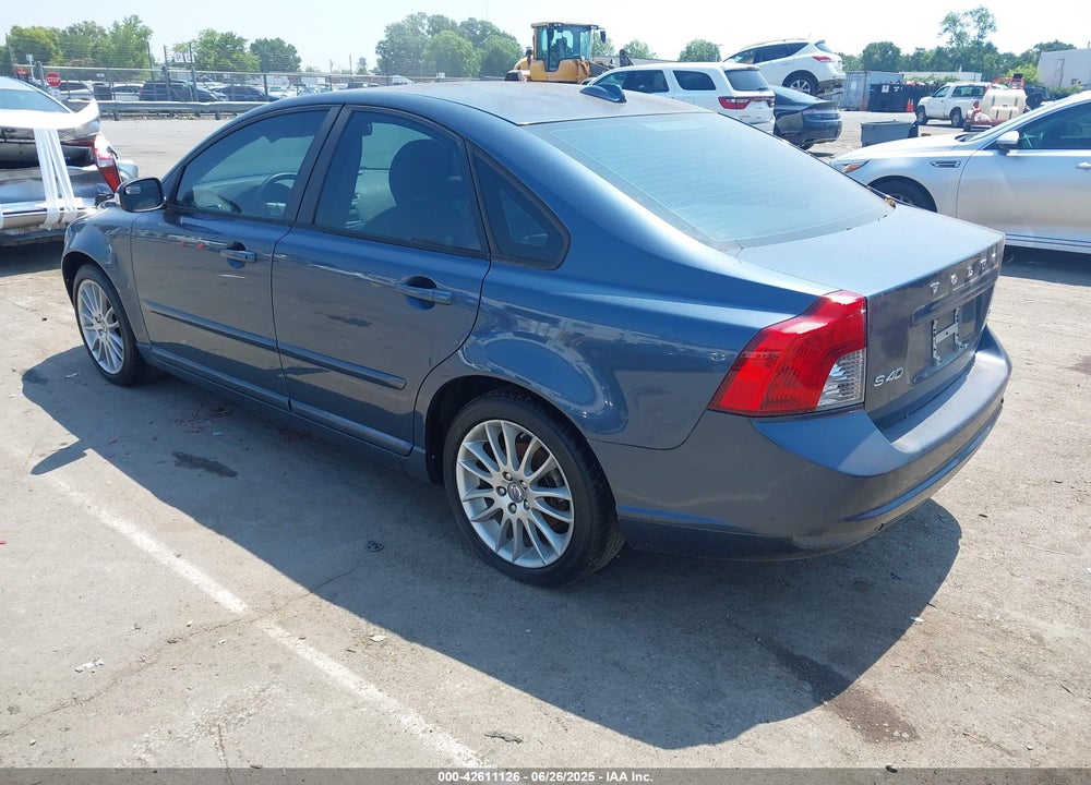 2009 VOLVO S40 VIN: YV1MS382092460984