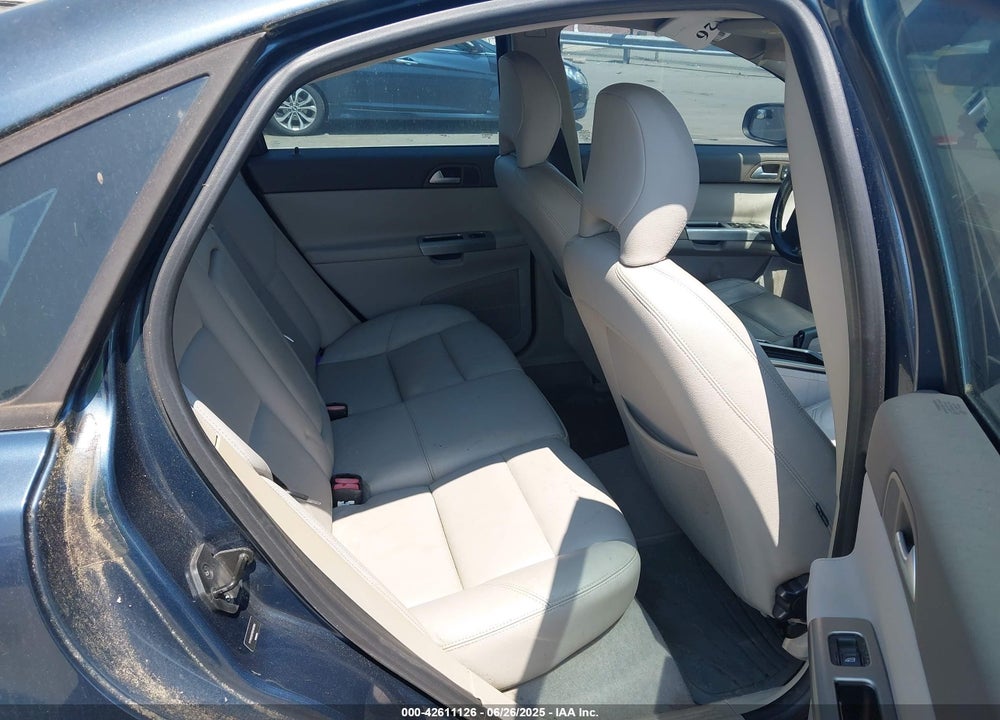 2009 VOLVO S40 VIN: YV1MS382092460984