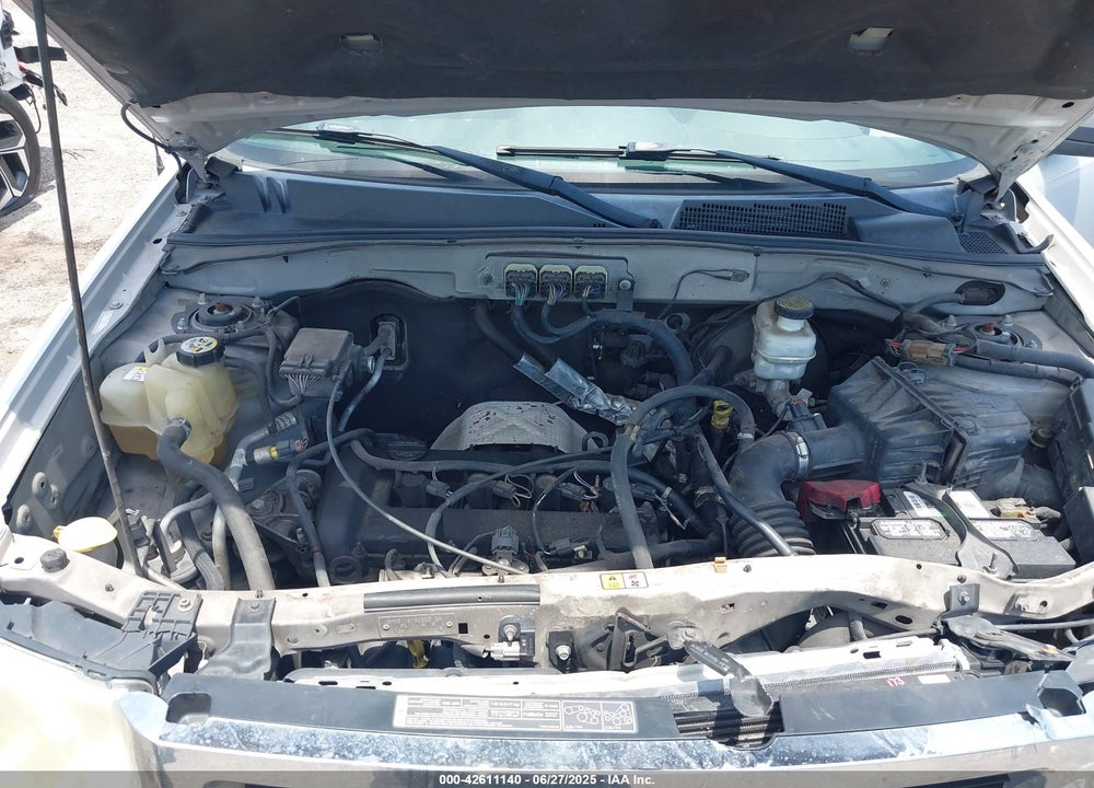 2008 FORD ESCAPE XLT VIN: 1FMCU03Z58KE61718