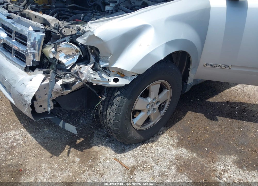 2008 FORD ESCAPE XLT VIN: 1FMCU03Z58KE61718