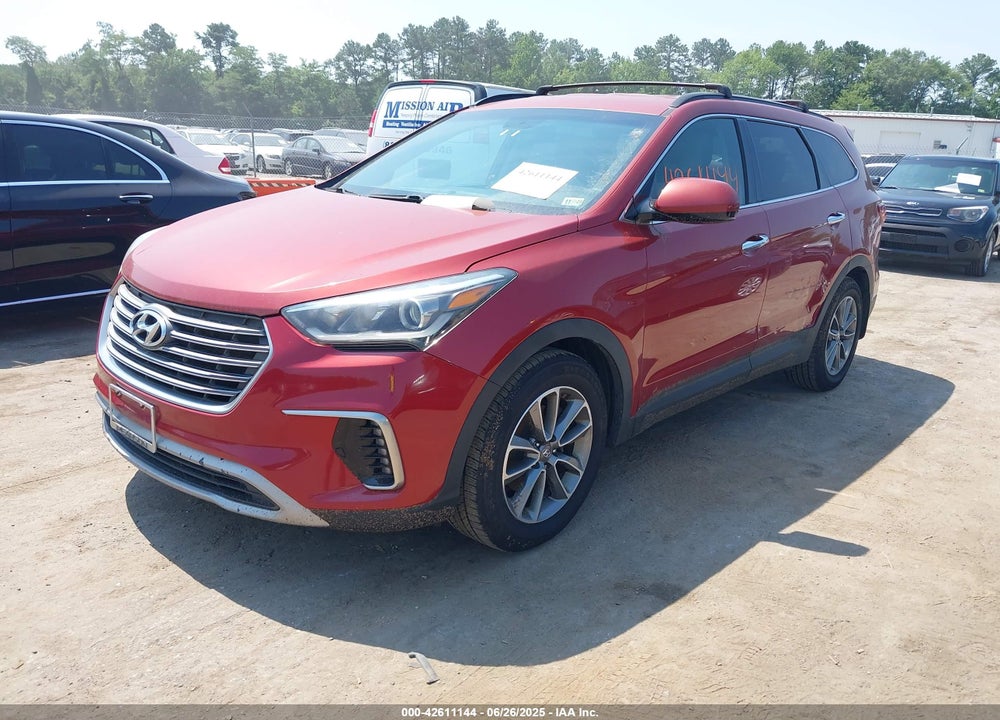 2017 HYUNDAI SANTA FE VIN: KM8SMDHF2HU174200