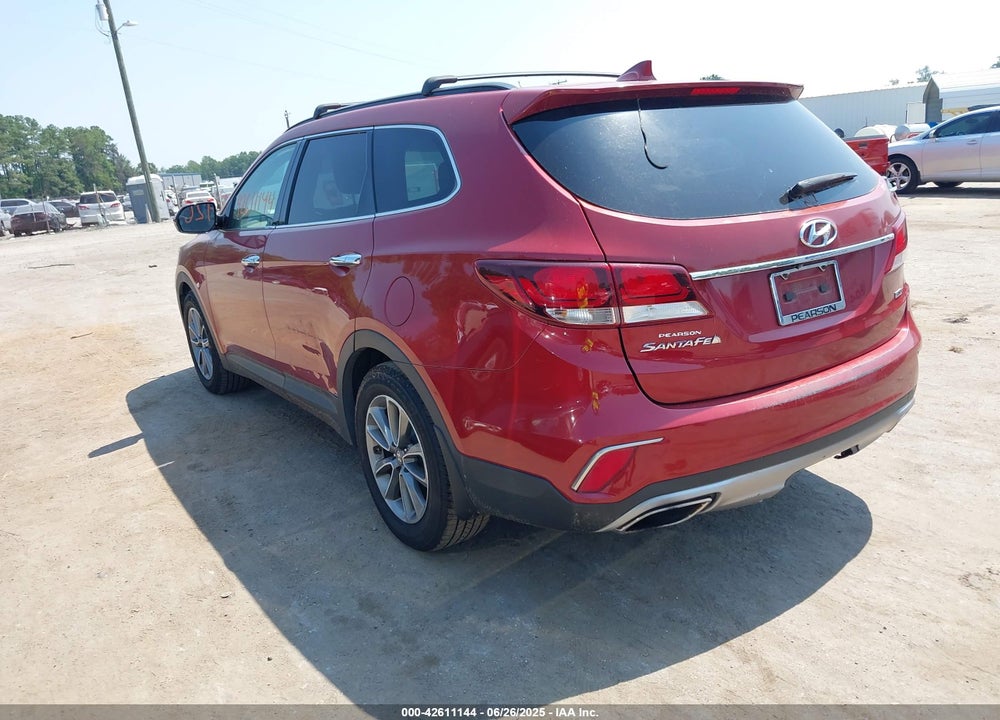 2017 HYUNDAI SANTA FE VIN: KM8SMDHF2HU174200