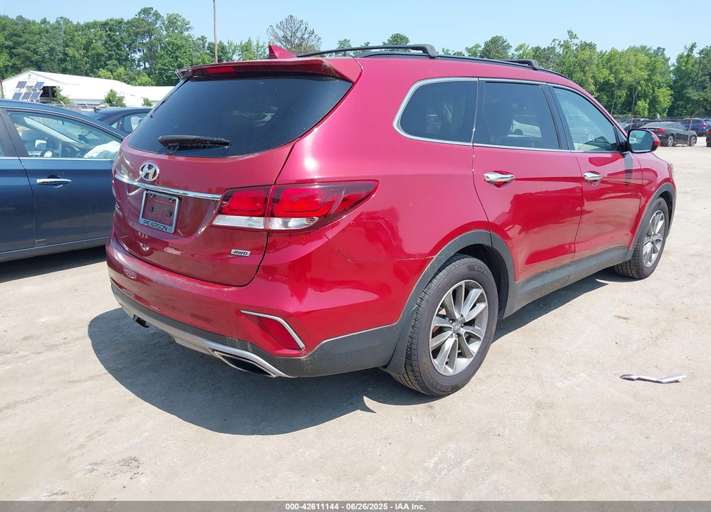 2017 HYUNDAI SANTA FE VIN: KM8SMDHF2HU174200