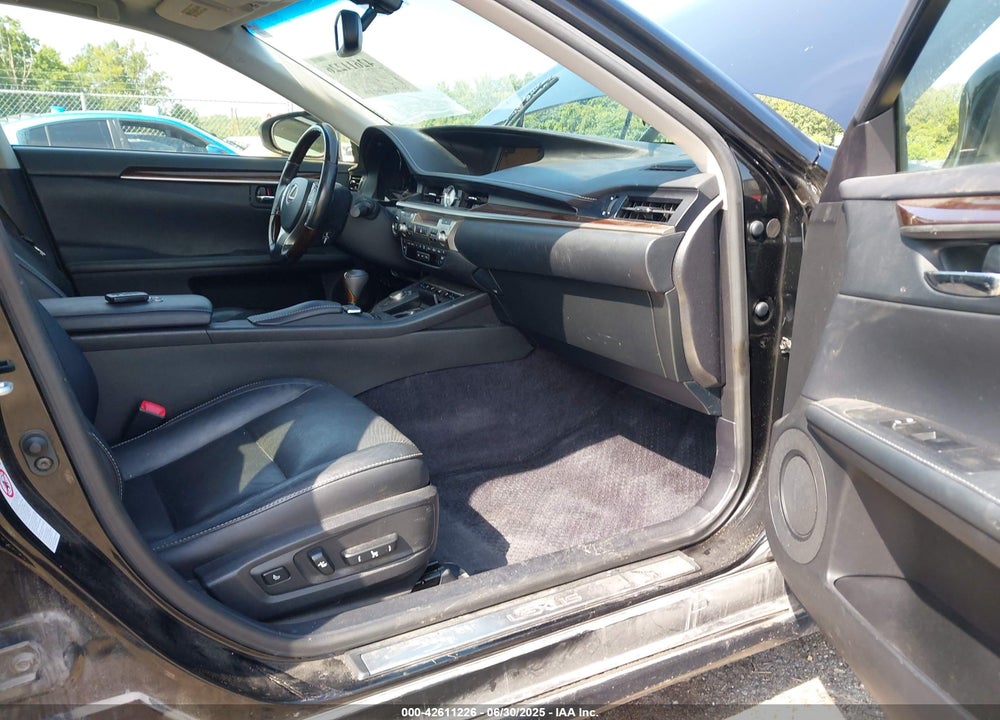 2015 LEXUS ES350 VIN: JTHBK1GG2F2202524