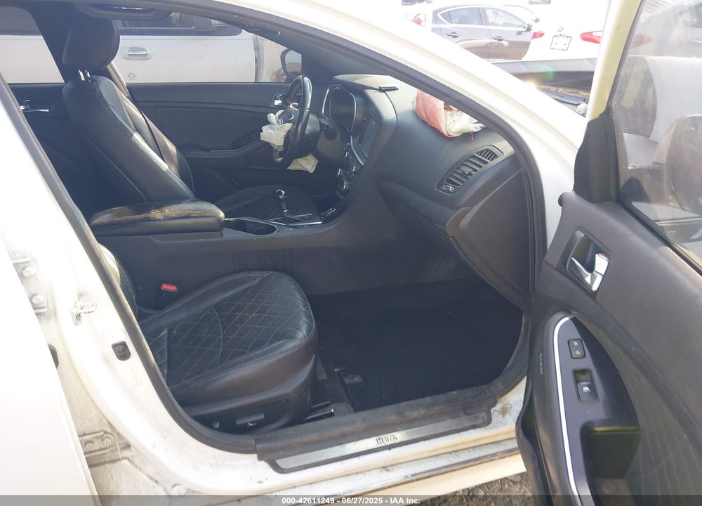 2015 KIA OPTIMA SXL TURBO VIN: 5XXGR4A65FG375128