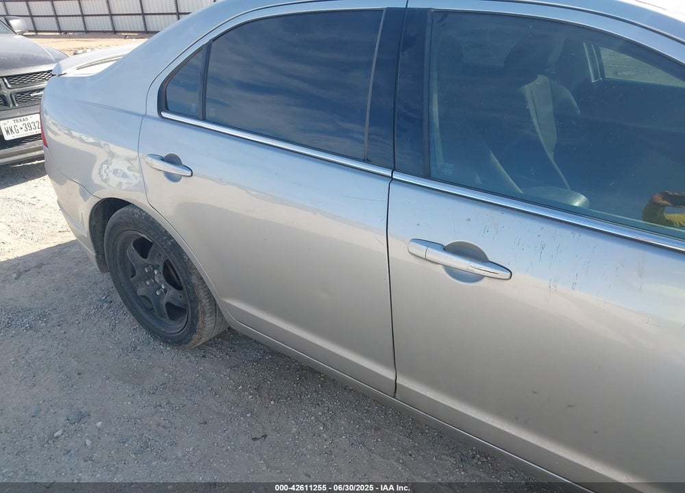 2010 FORD FUSION SE VIN: 3FAHP0HG5AR247795