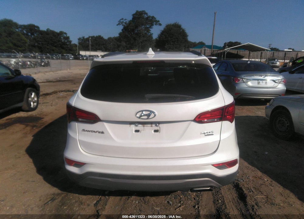 2017 HYUNDAI SANTA FE SPORT 2.4L VIN: 5NMZUDLB5HH026024