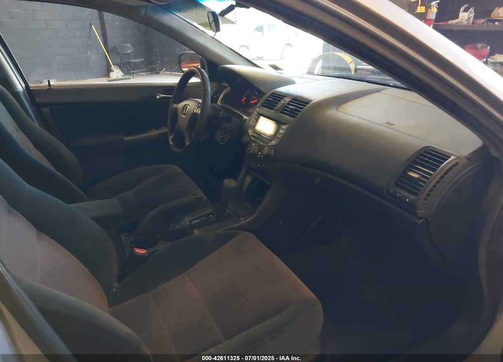 2004 HONDA ACCORD VIN: 1HGCM56314A140771