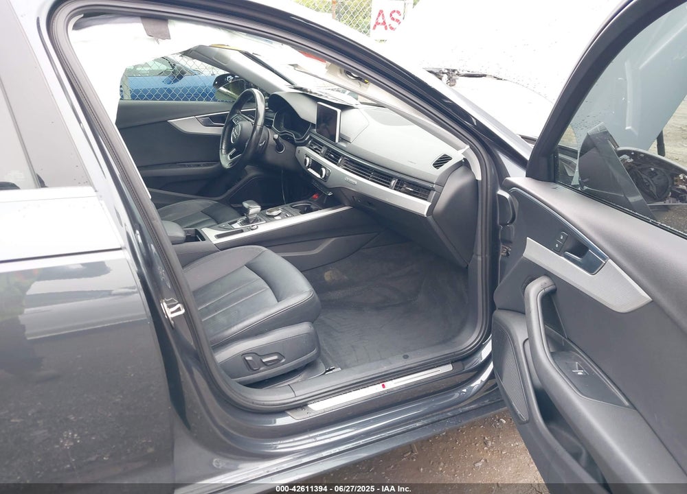 2017 AUDI A4 VIN: WAUENAF42HN005218