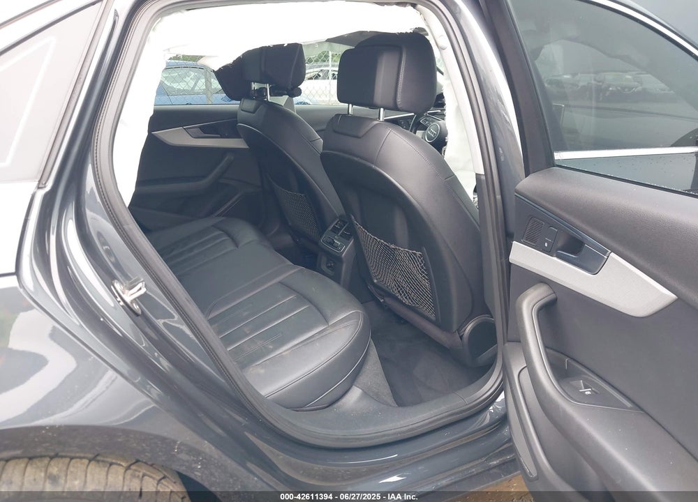 2017 AUDI A4 VIN: WAUENAF42HN005218