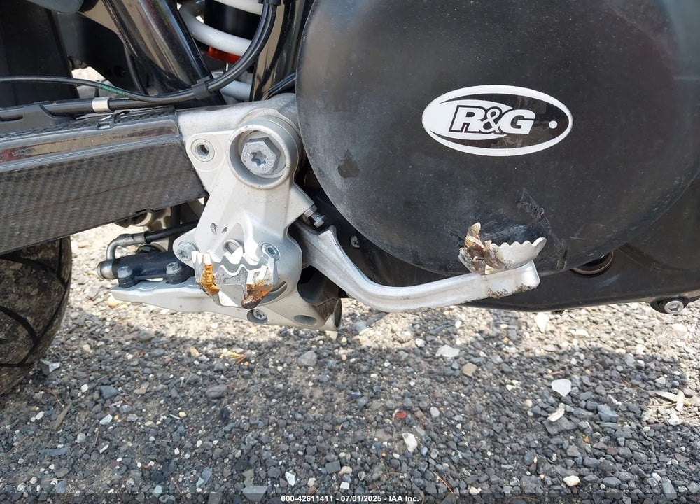 2024 HUSQVARNA SUPERMOTO 701 VIN: VBKUSV404RM765199