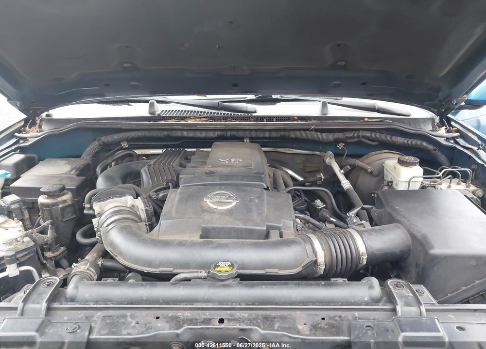 2005 NISSAN FRONTIER LE VIN: 1N6AD07W55C438180