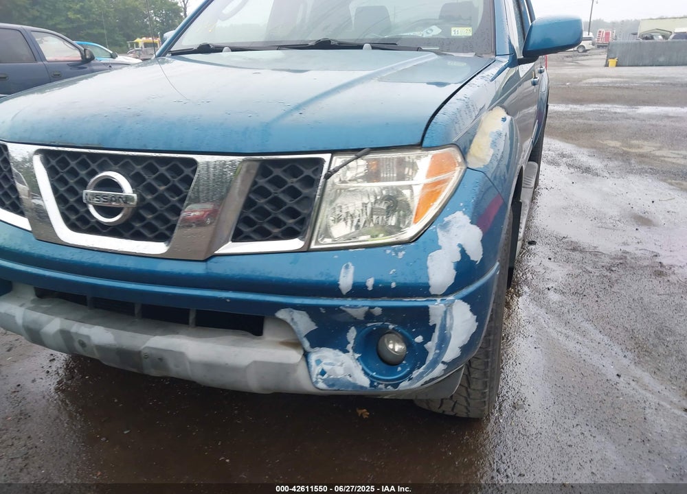 2005 NISSAN FRONTIER LE VIN: 1N6AD07W55C438180