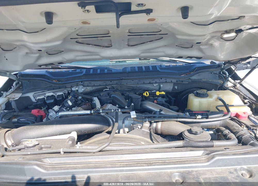 2019 FORD F-250 XLT VIN: 1FT7W2BTXKEF15254