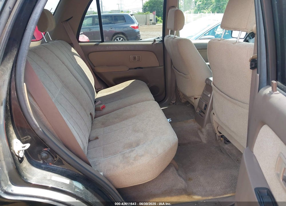 1999 TOYOTA 4RUNNER VIN: JT3GM84R7X0050600