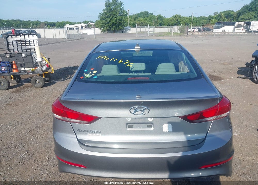 2017 HYUNDAI ELANTRA VIN: KMHD84LF6HU243278