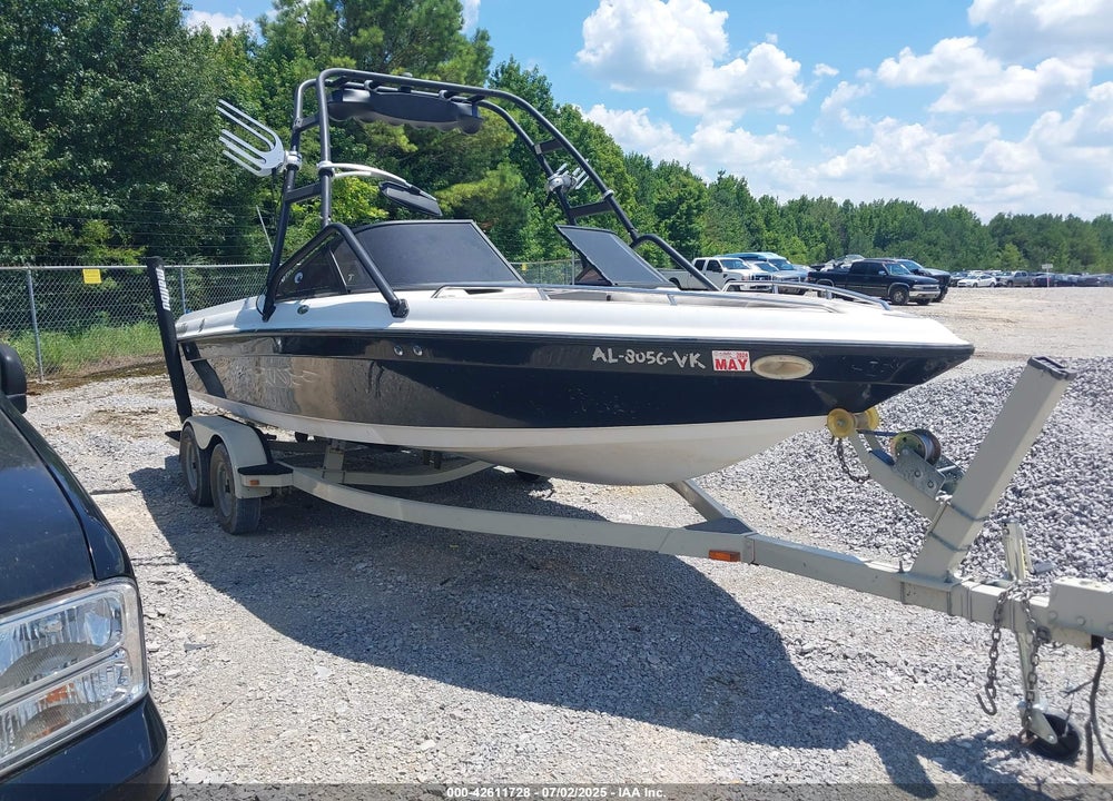2001 MALIBU SKIBOAT VIN: 000USMB2K3640A101