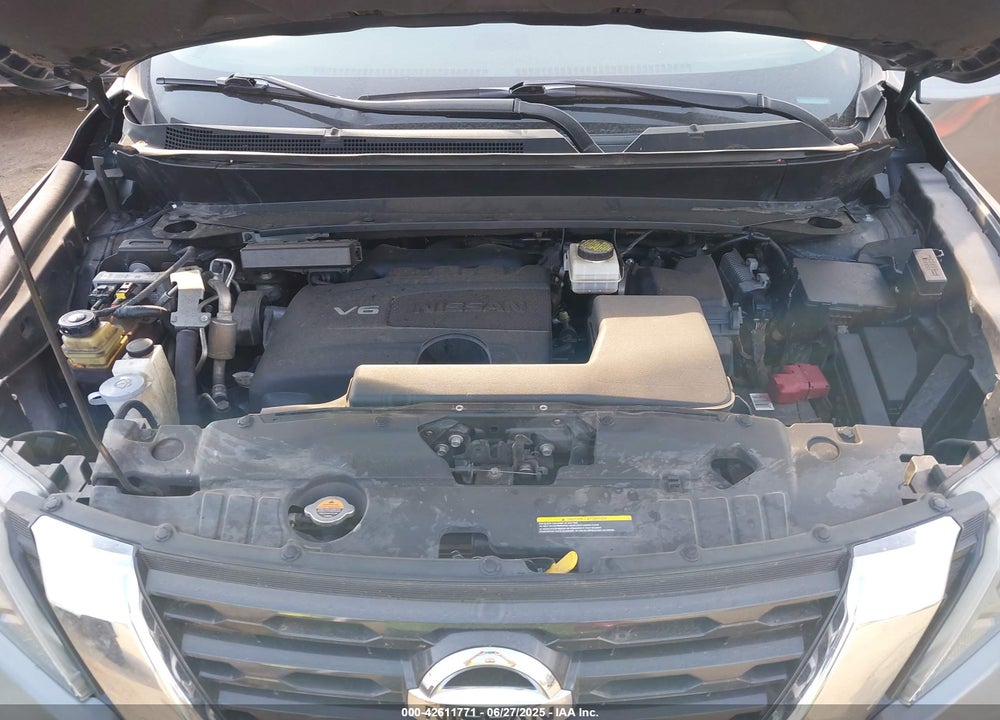 2018 NISSAN PATHFINDER VIN: 5N1DR2MM5JC653001