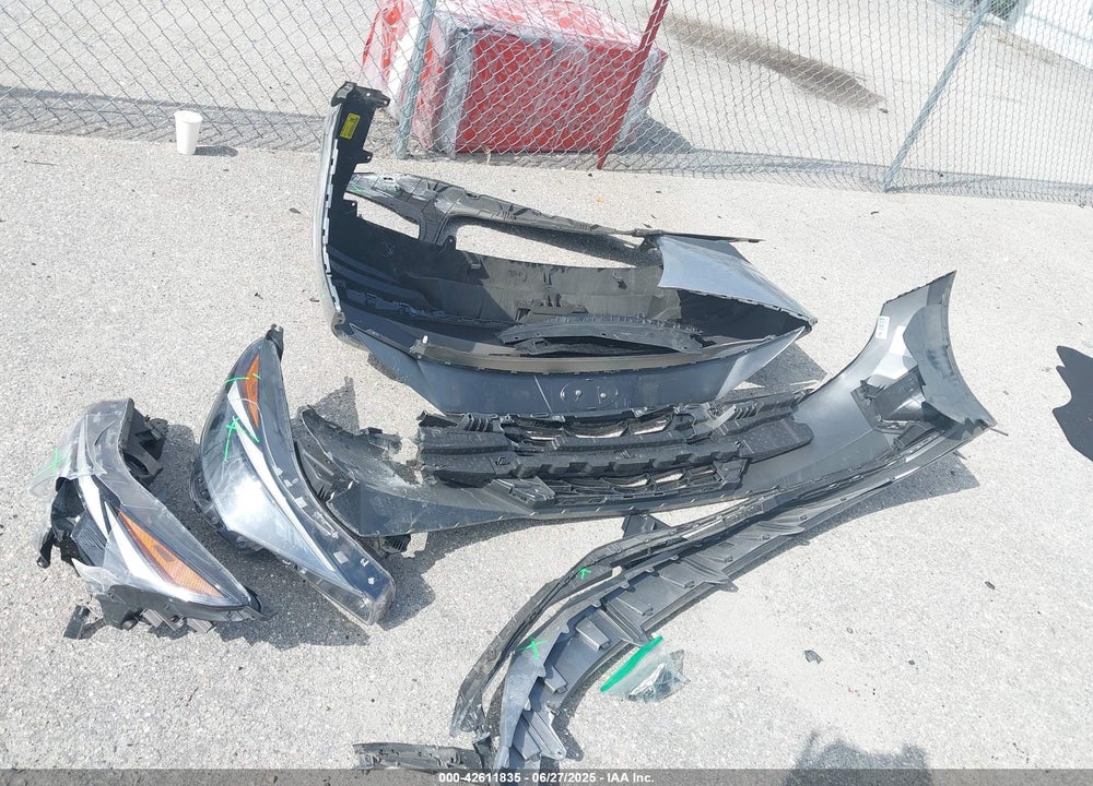 2023 HYUNDAI ELANTRA VIN: 5NPLM4AG8PH090614